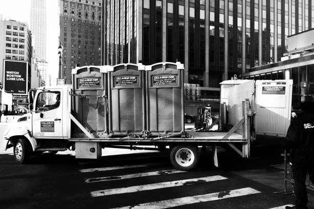 Best Portable toilet rental cost  in East Renton Highlands, WA